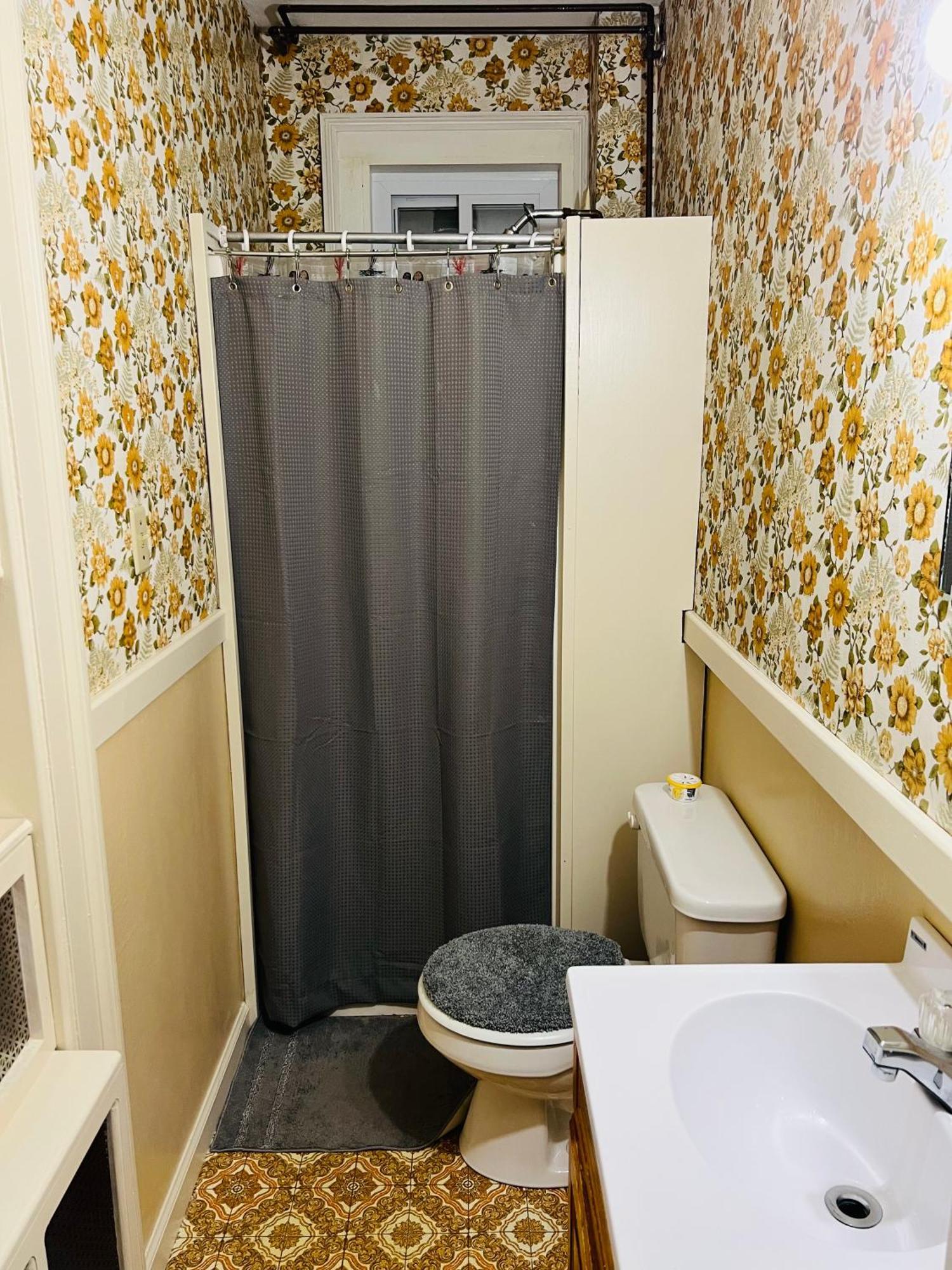 Pacifico'S Place “2C” Hotel ฮาร์ตฟอร์ด ภายนอก รูปภาพ